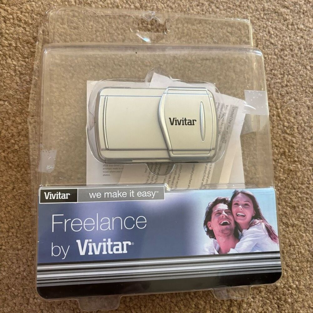 Vivitar Freelance V69379 Digital Camera